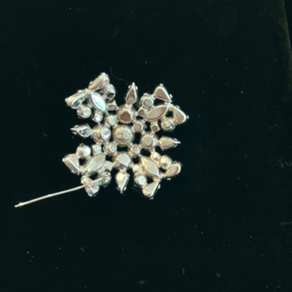 Weiss Vintage Blue Rhinestone Broach - Picture 4 of 5